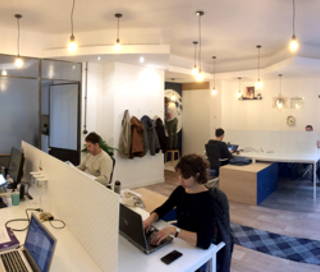 Open Space  8 postes Coworking Avenue Louis Barthou Rennes 35000 - photo 1